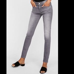 NWOT The Limited Skinny Jeans. Sz 2